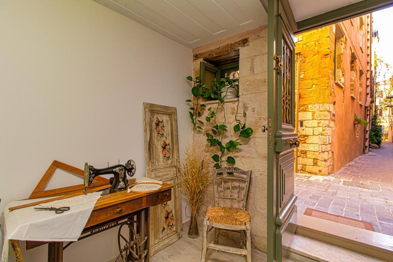 Antonia Traditional Estate Chrissi Akti Chania Exterior foto